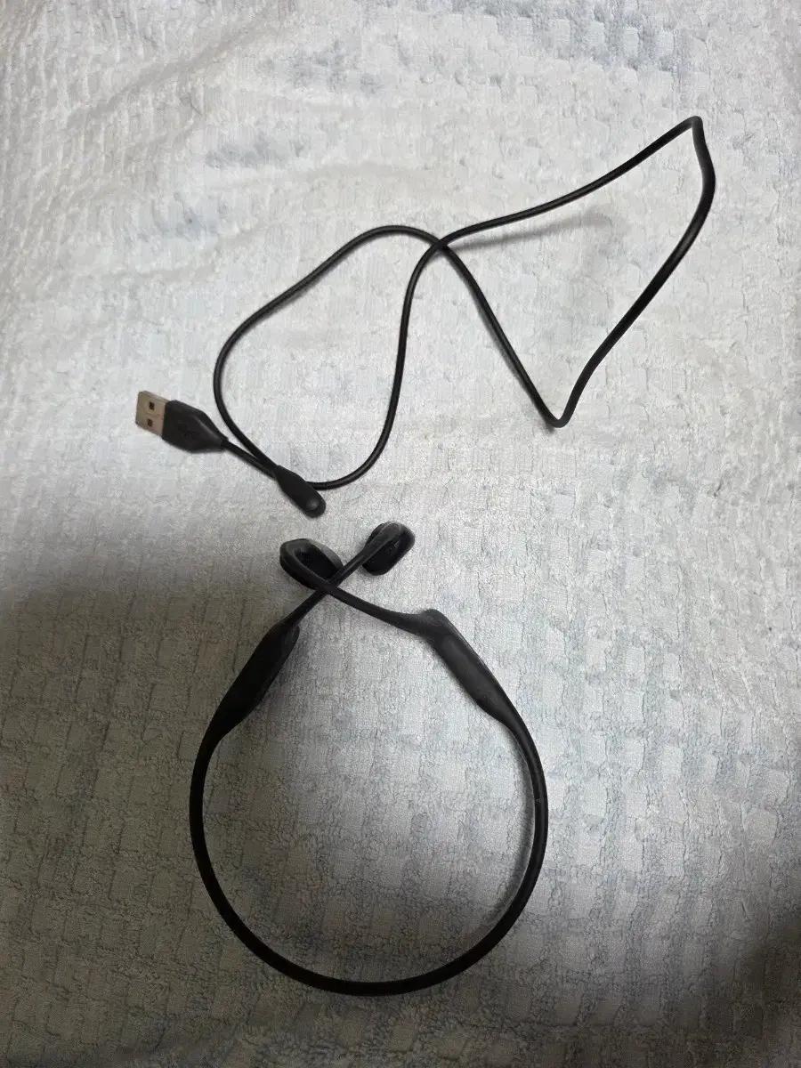 Shokz S810 골전도 이어폰 착용3번