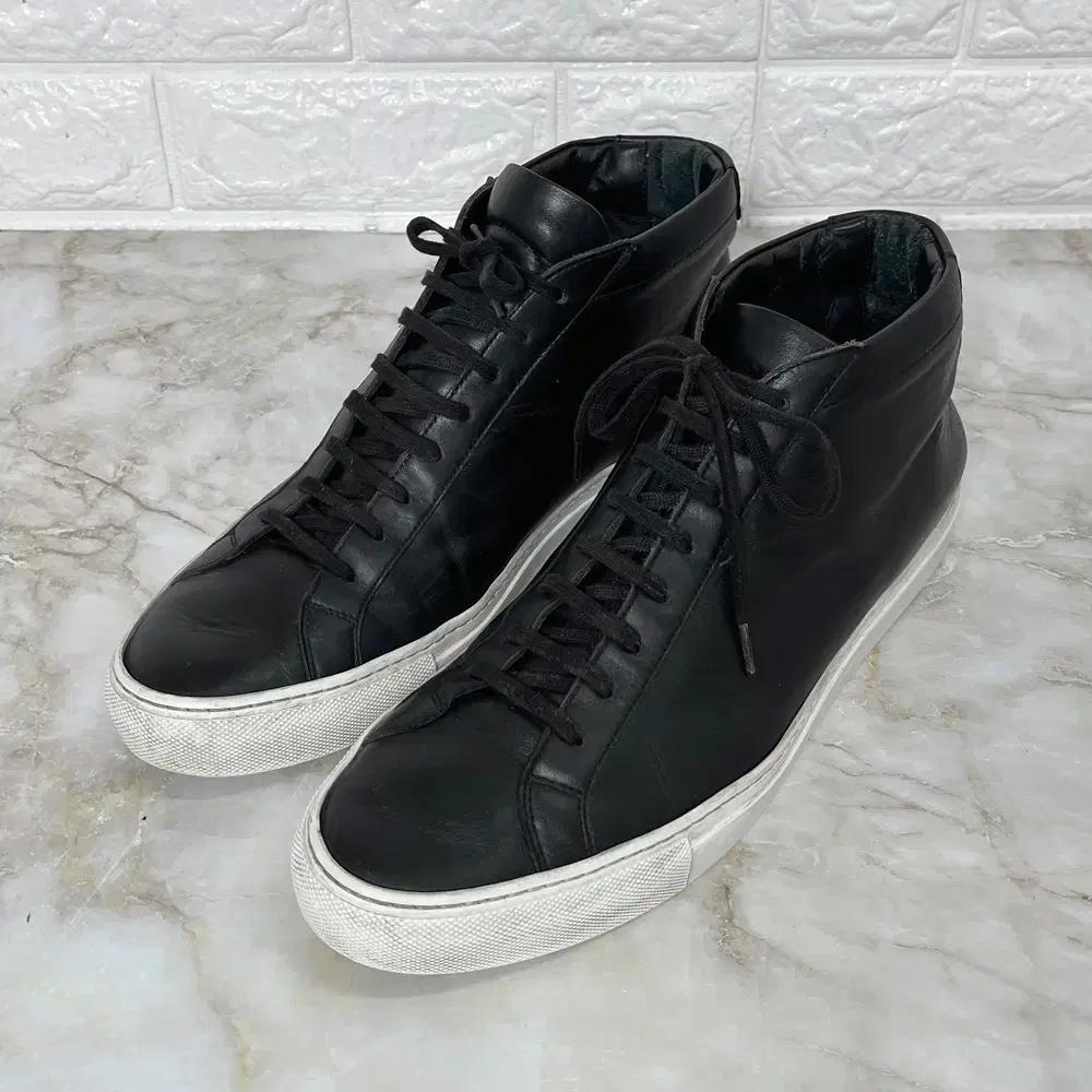 [285, 44] 커먼프로젝트 하이탑 블랙 가죽 남자 스니커즈