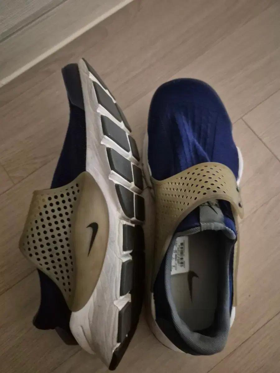 나이키 슬립온 운동화 네이비 265~275