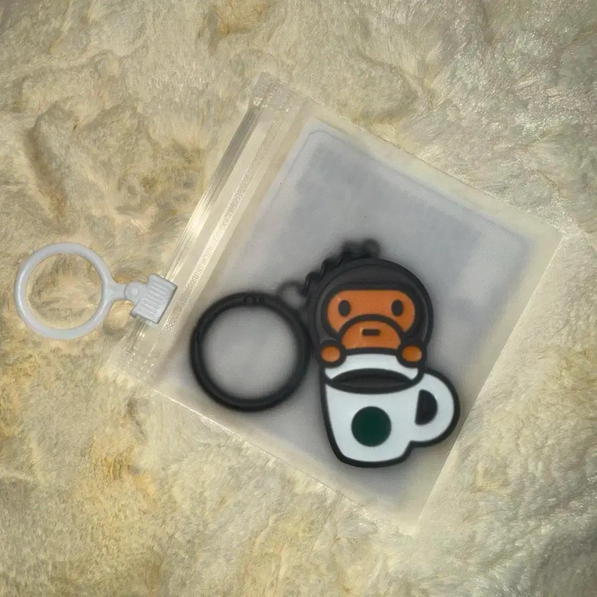 마일로 키링 스벅 베이프 스타벅스