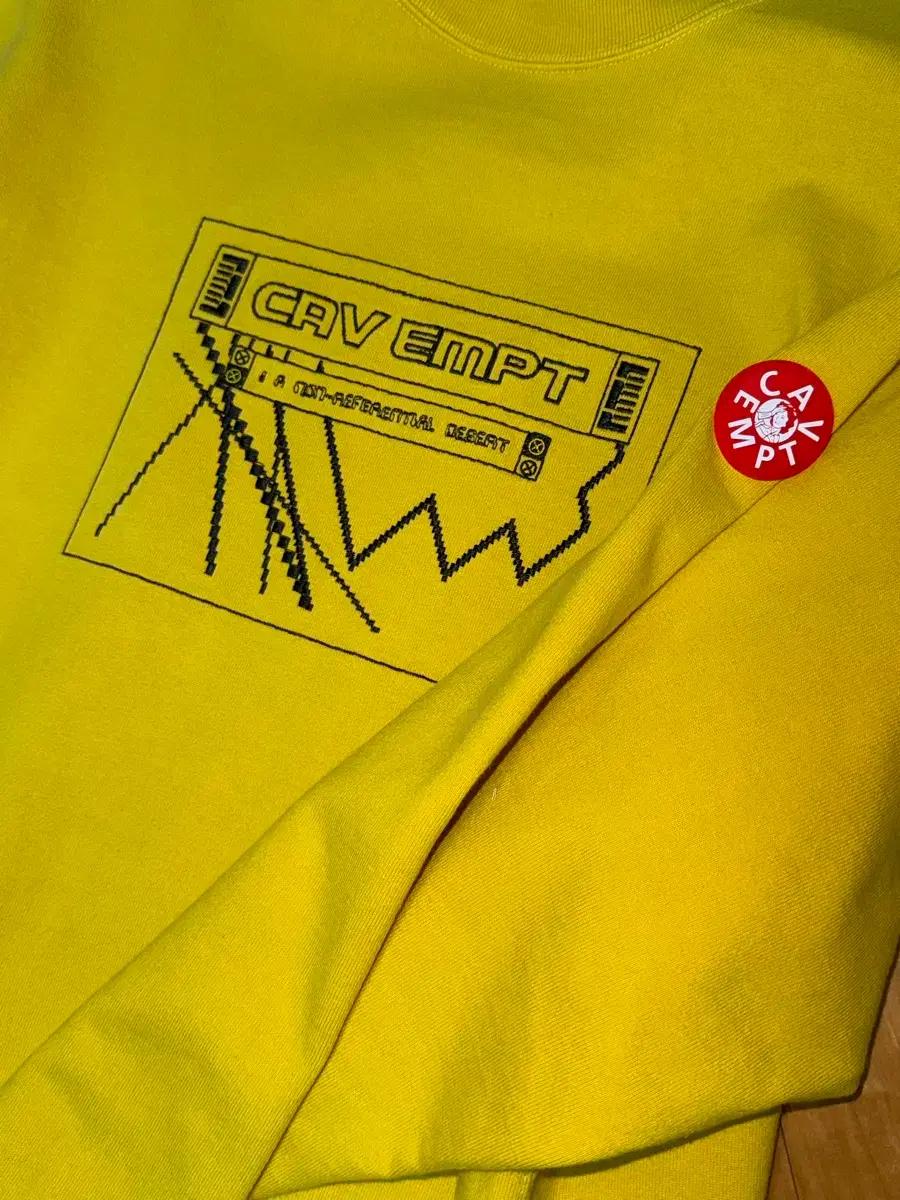 Cav Empt yellow 맨투맨