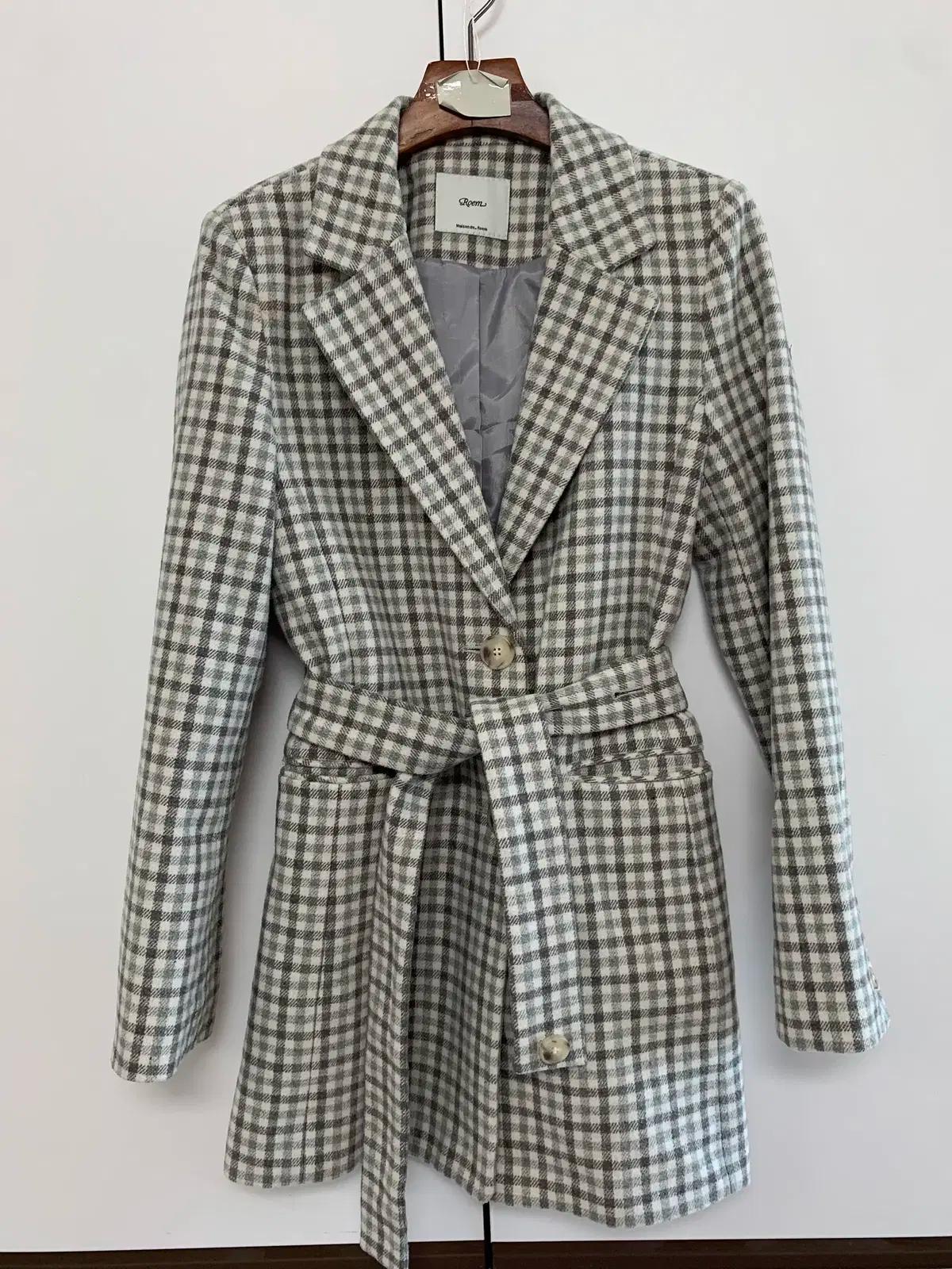 여성 로엠 체크 싱글 자켓 85사이즈 그레이 데일리 오피스 출근 모임