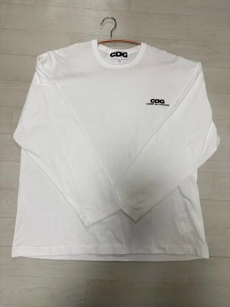 CDG 오버사이즈 롱슬리브 S 사이즈