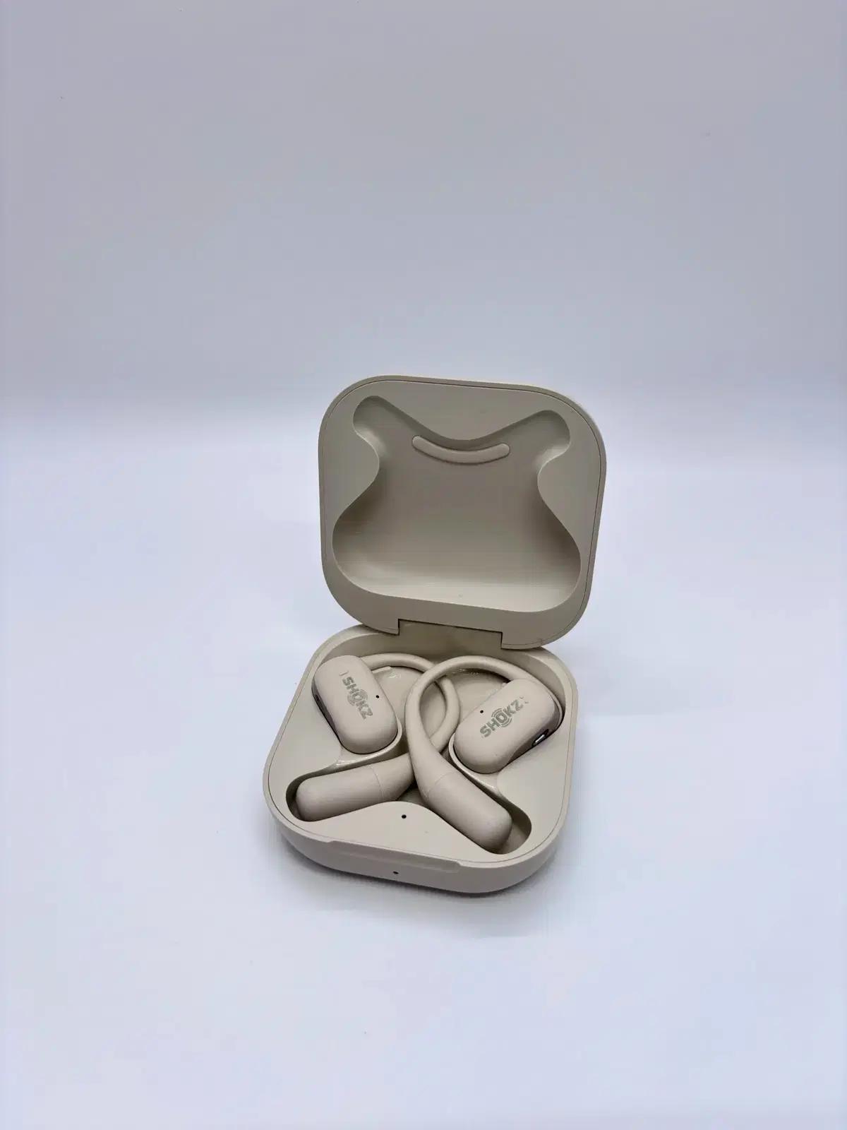 샥즈 오픈핏 T910 베이지