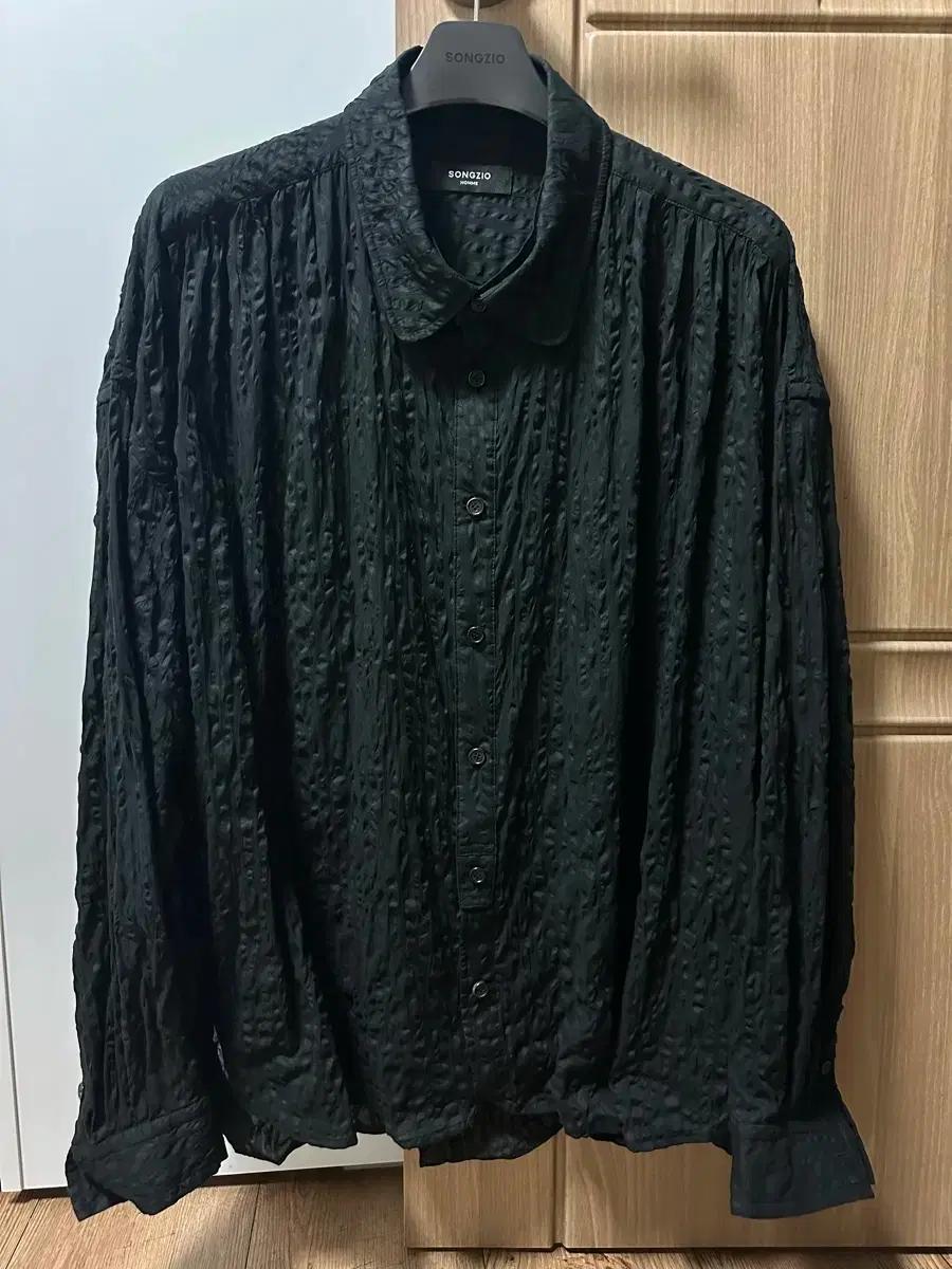 최종인하 ( 송지오옴므 배정남 자카드셔츠 블랙 새제품
