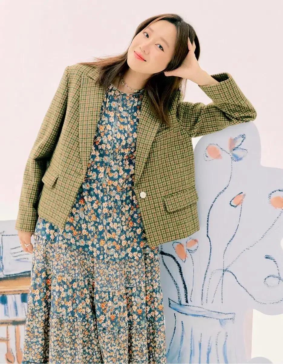 써스데이아일랜드 체크 크롭 자켓