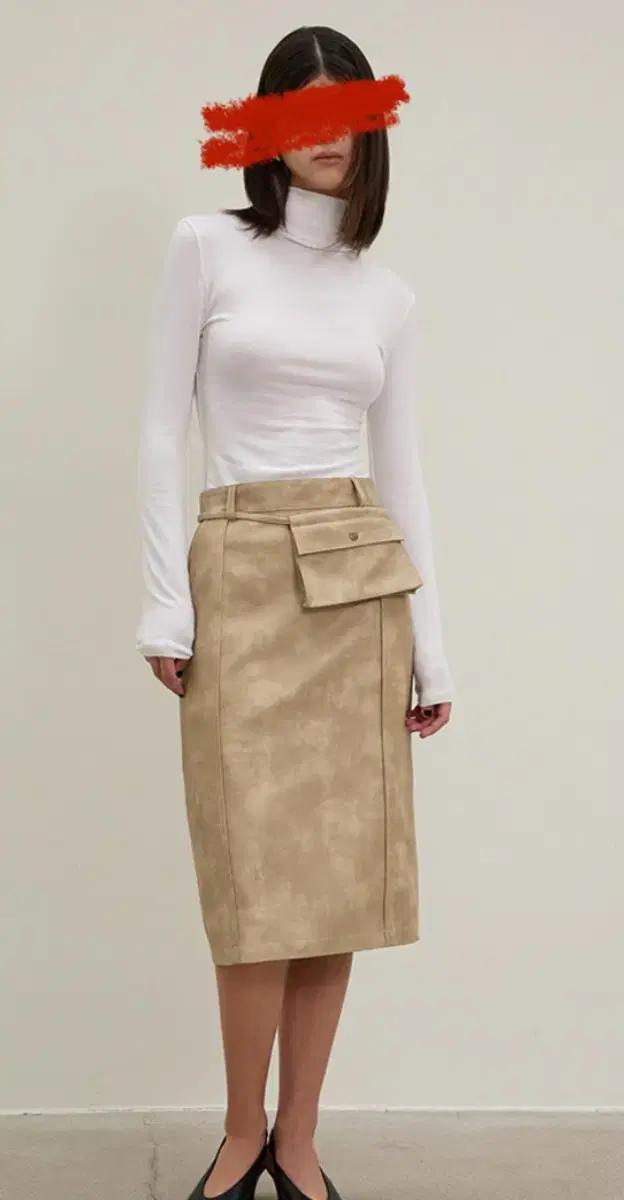 레더 미디 스커트 LEATHER MIDI SKIRT