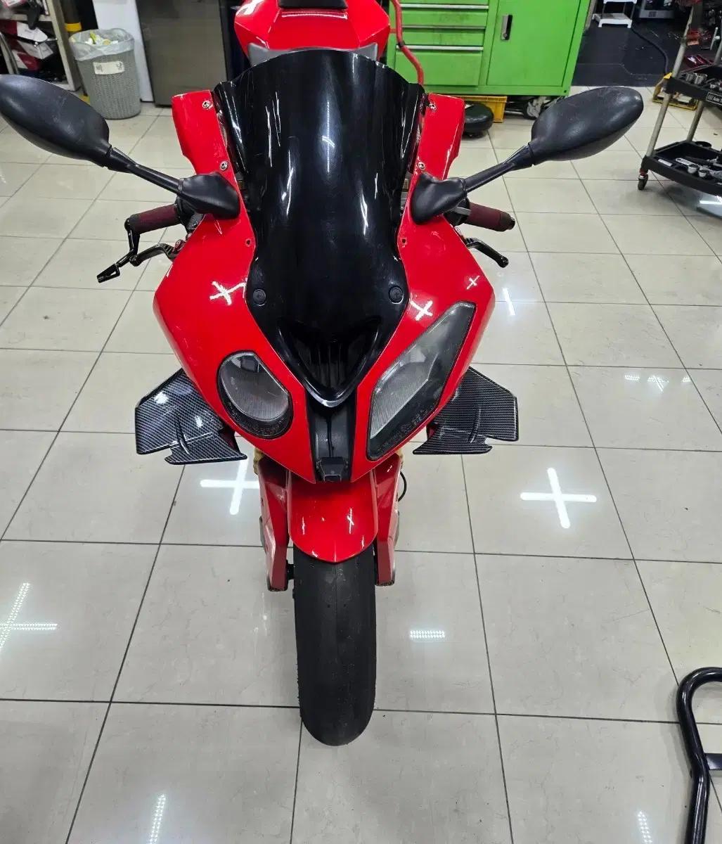 10년식 s1000rr 판매합니다...