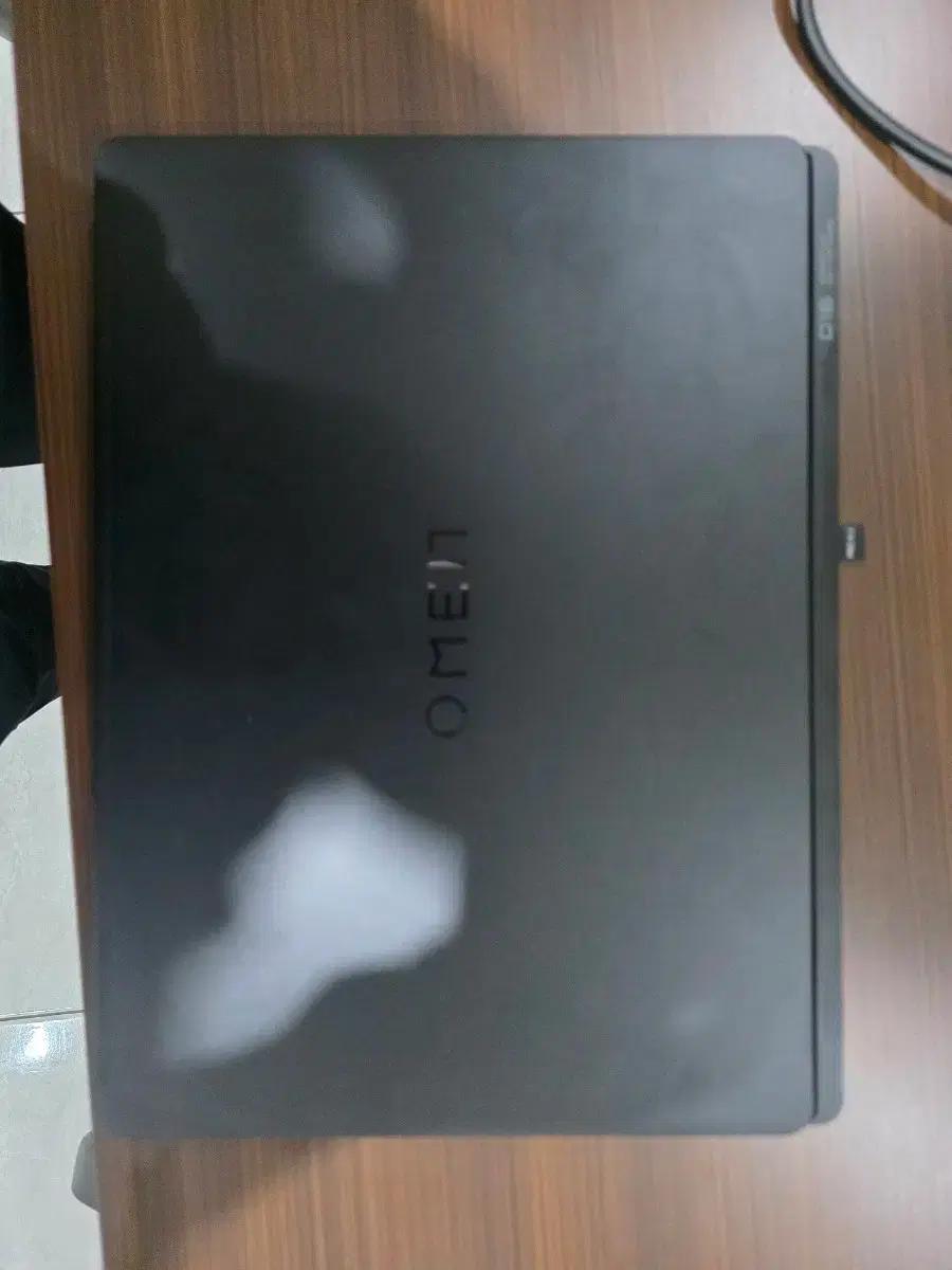 HP OMEN16 맥스 RTX5090 게이밍노트북 팝니다