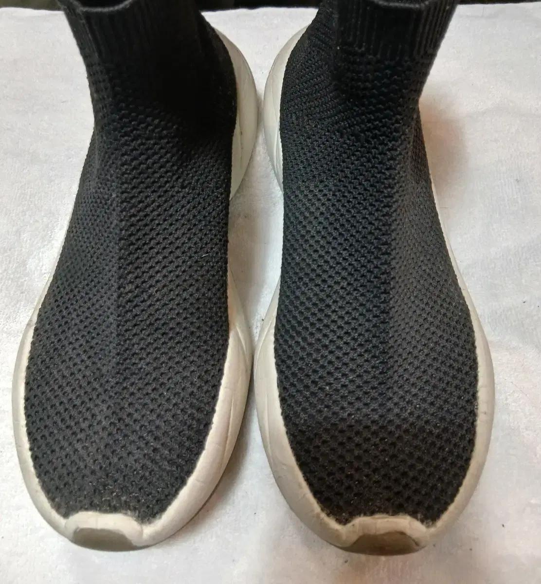 자라 여성 삭스 스니커즈 블랙 240