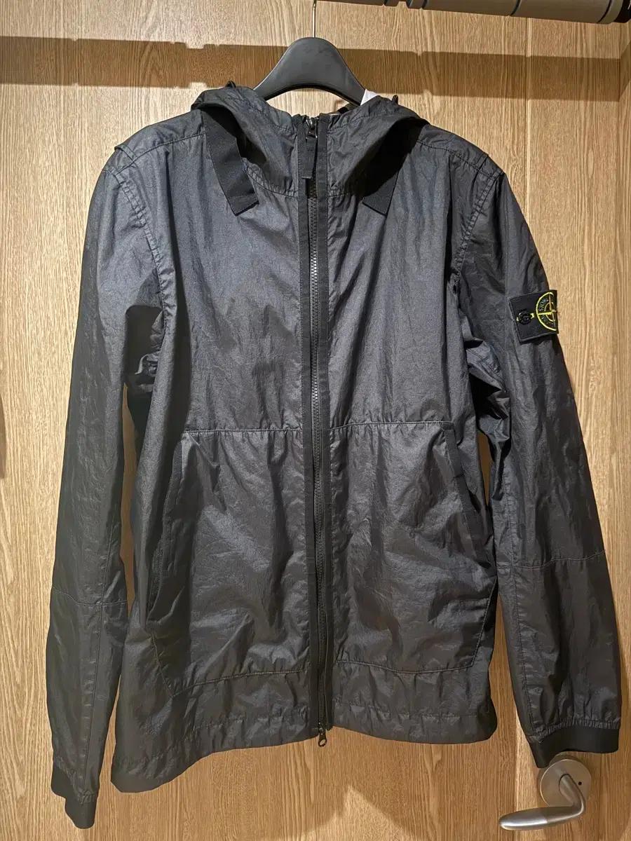 스톤아일랜드 멤브라나