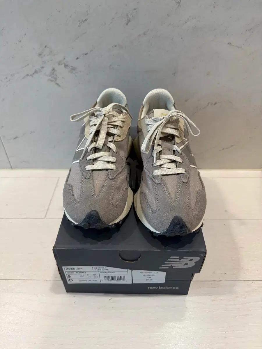 뉴발란스 MS327GDY 사이즈 270