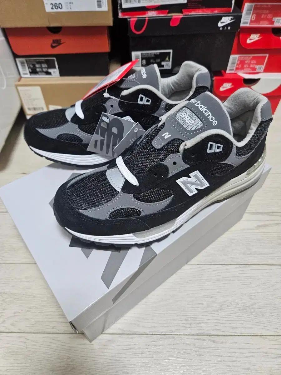 뉴발란스 992 코어 블랙/그레이 새상품 250mm