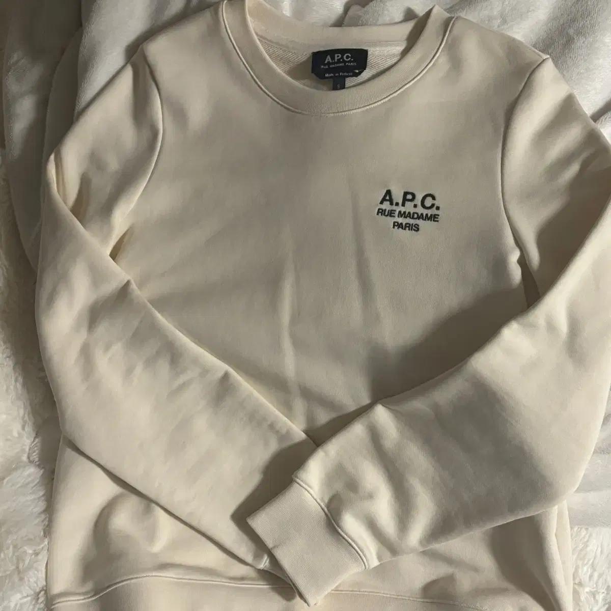 APC 아페쎄 맨투맨 s 미착용