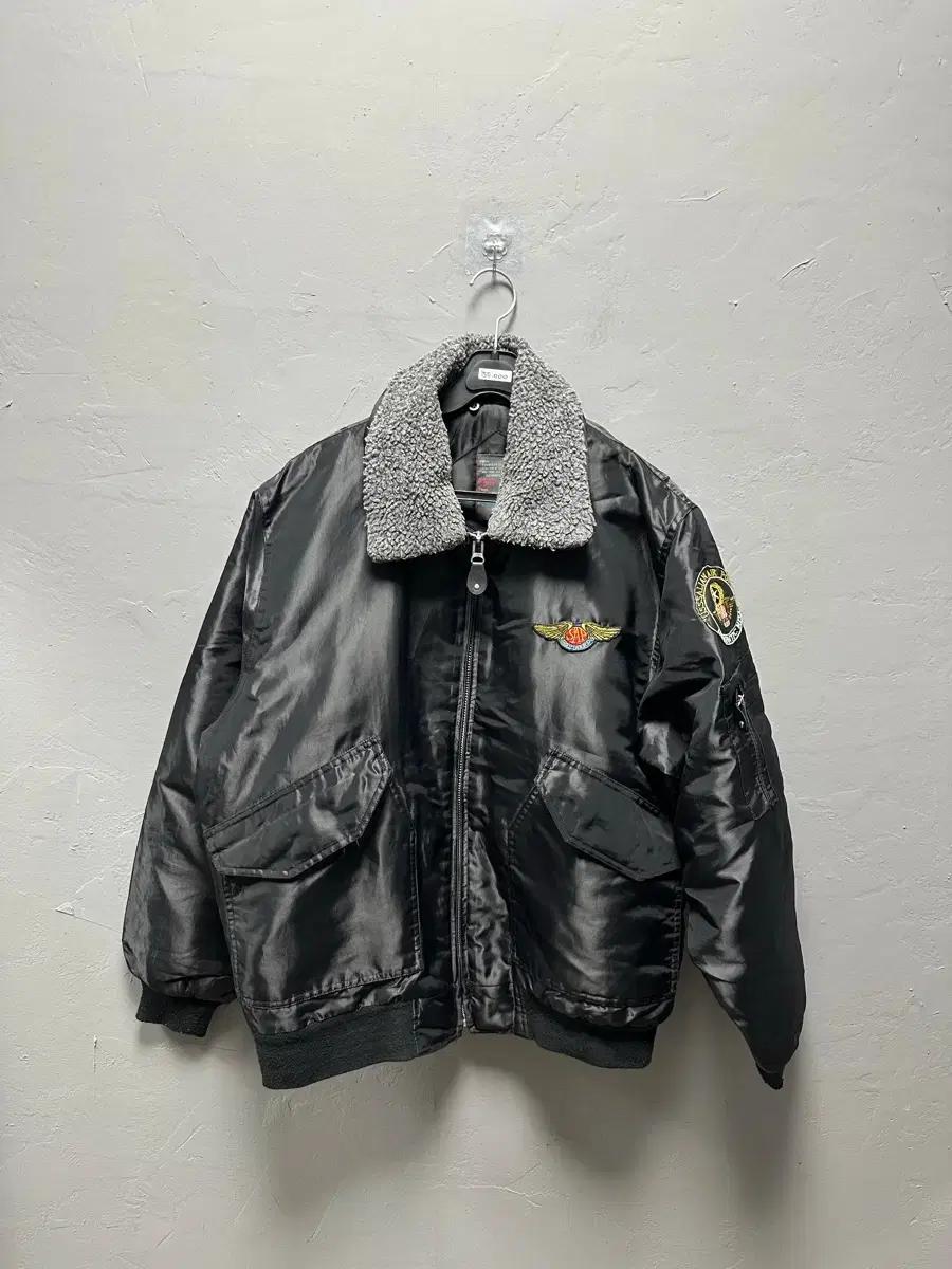 PIA.T.R.D 항공점퍼