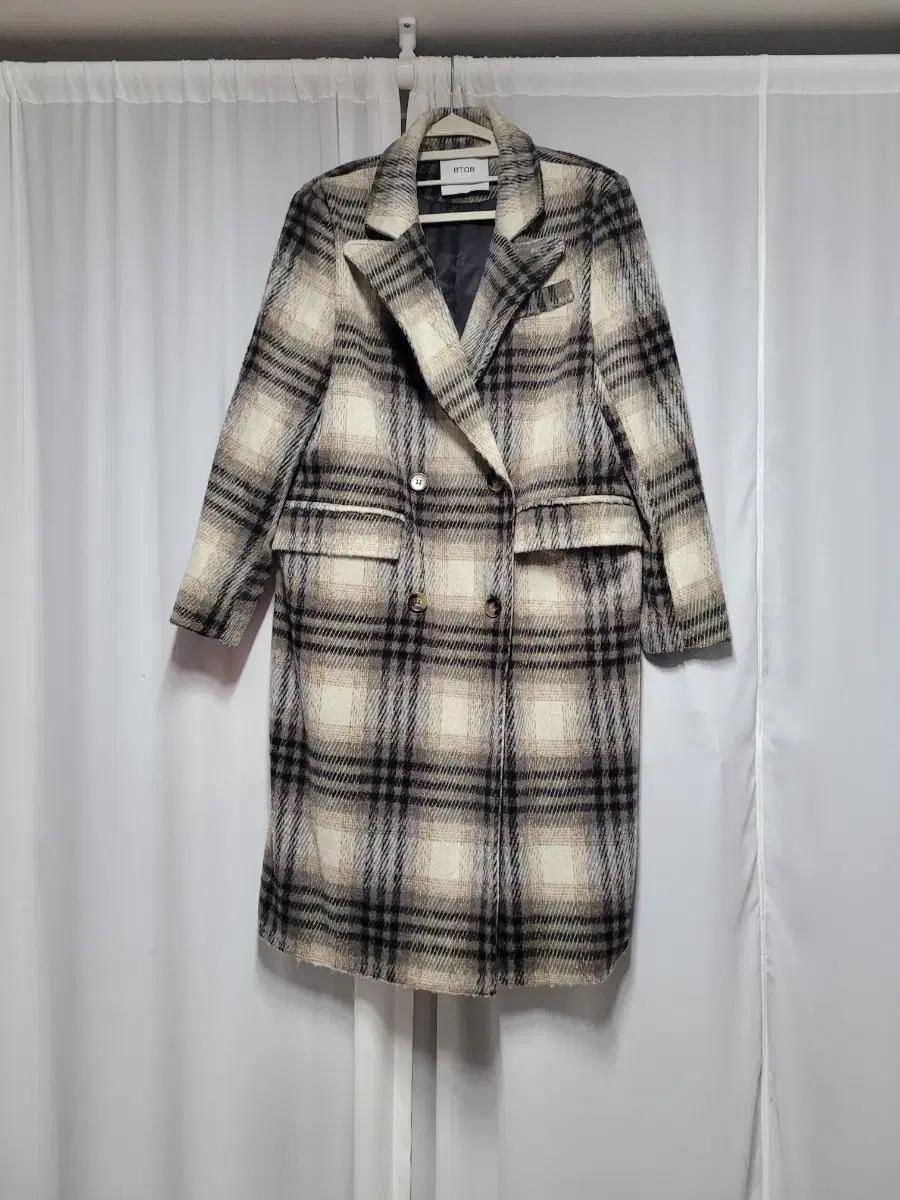 77~88)루즈핏 클래식 체크 코트