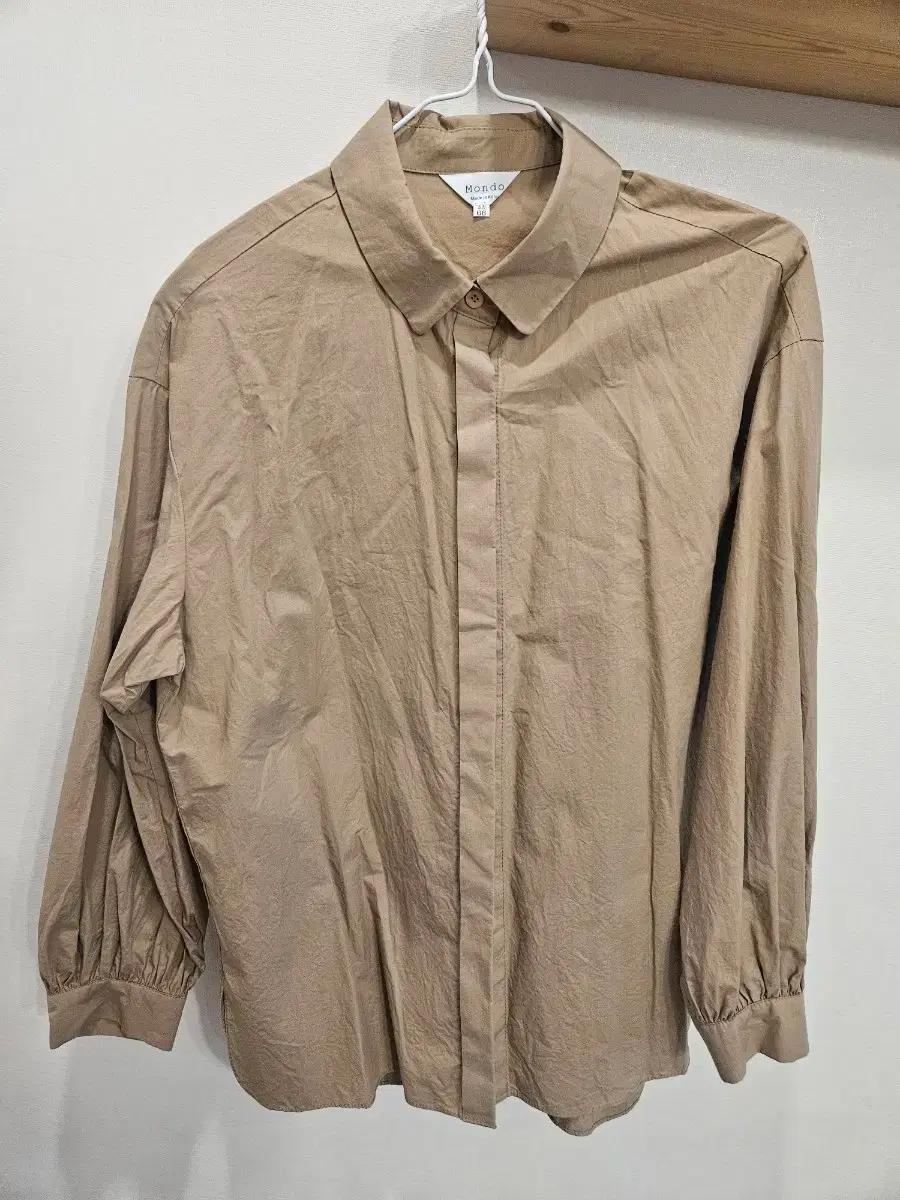 Mondo 몬도 베이지 셔츠 66사이즈