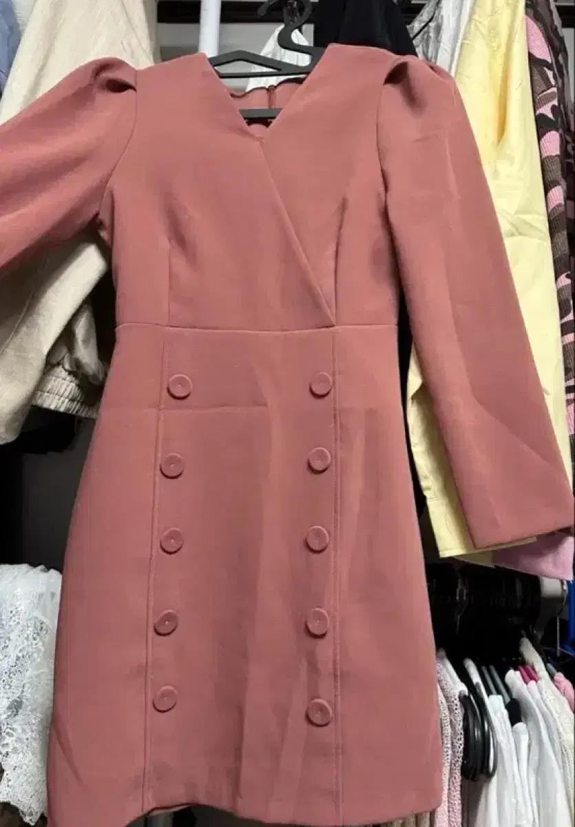 인디핑크 하객룩 원피스 한 번 착용. 44~55반추천