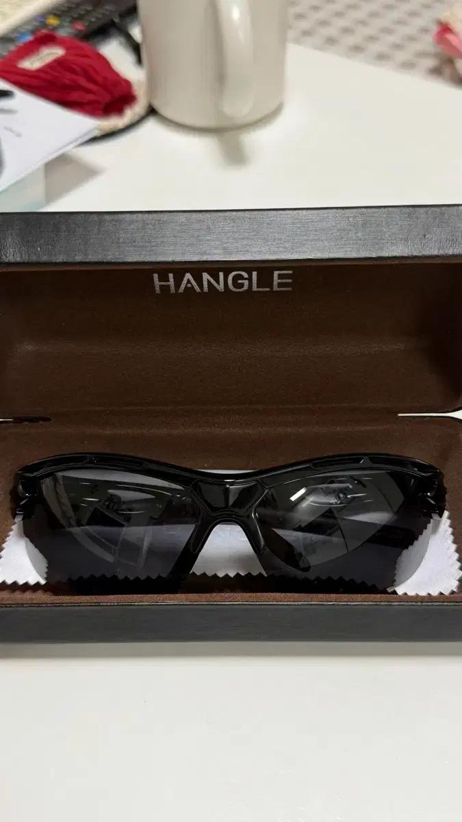 HANGLE 러닝 고글 선글라스 블랙 팝니다
