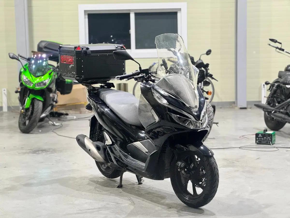pcx125 20년식 7만키로 배달세팅차량 판매합니다