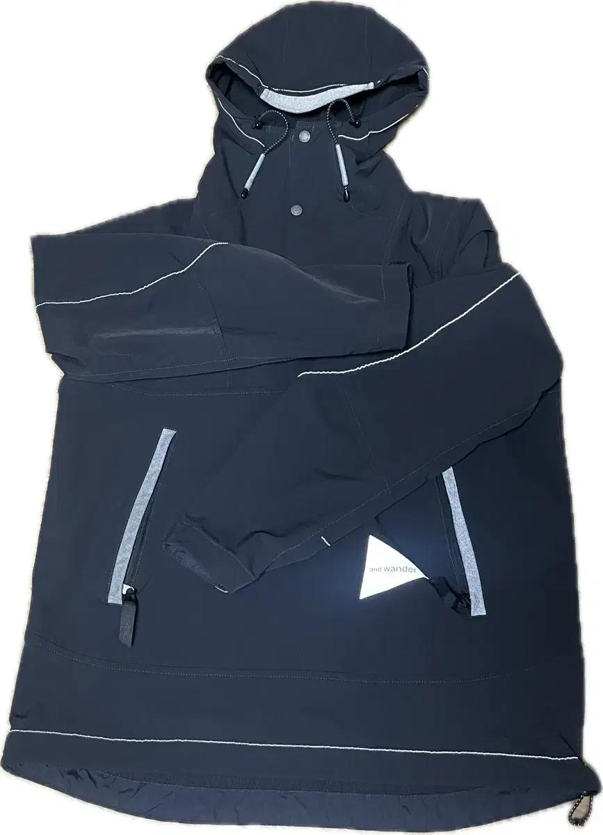 (3) and wander 아노락 후드 블랙