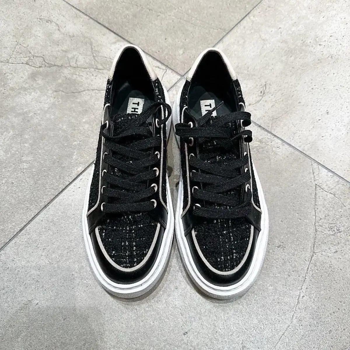 (정품/새상품) 폼 더 스토어 여성 블랙 트위드 스니커즈