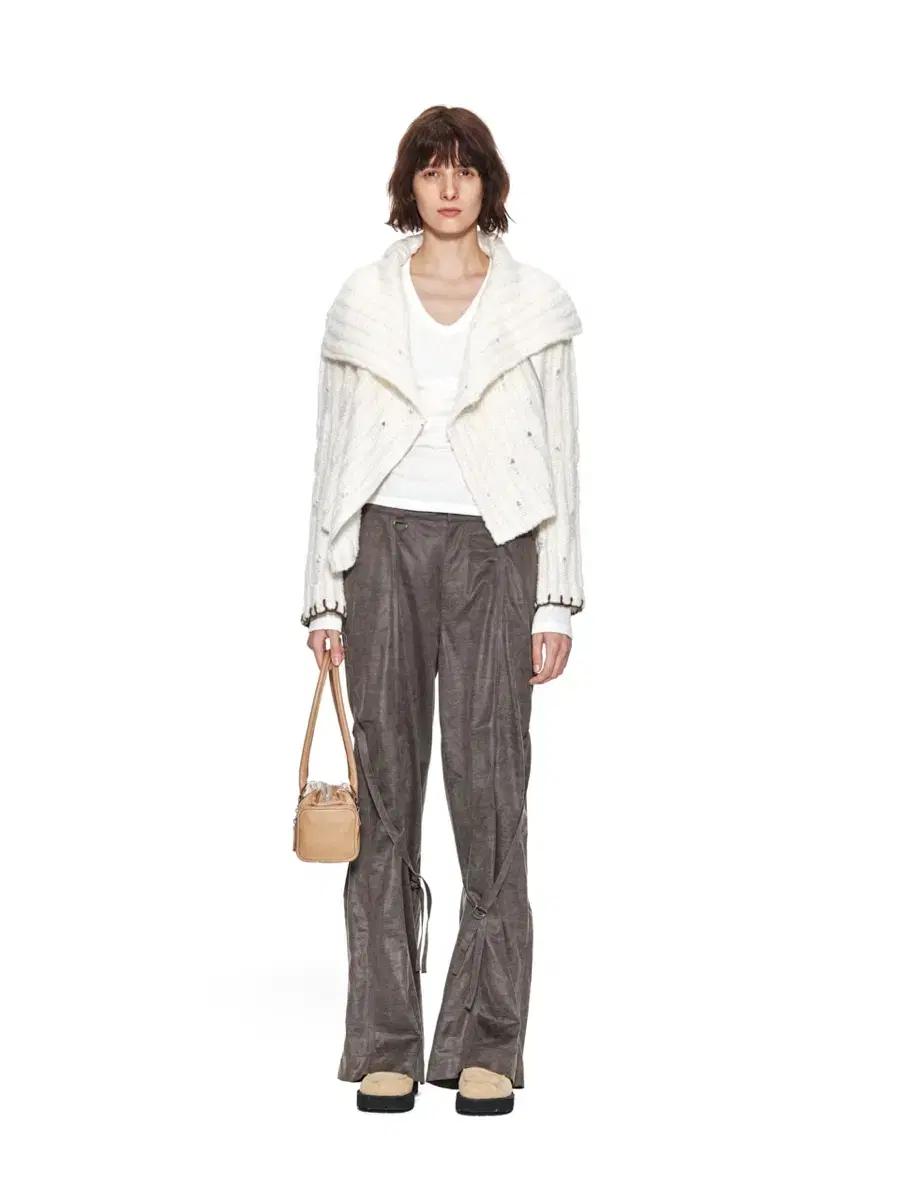 마뗑킴 BELT ON KNEE PANTS IN BROWN S