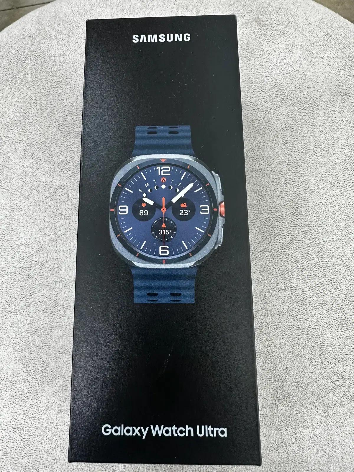 미개봉 새상품 갤럭시워치울트라 2025년 47mm 64기가팝니다