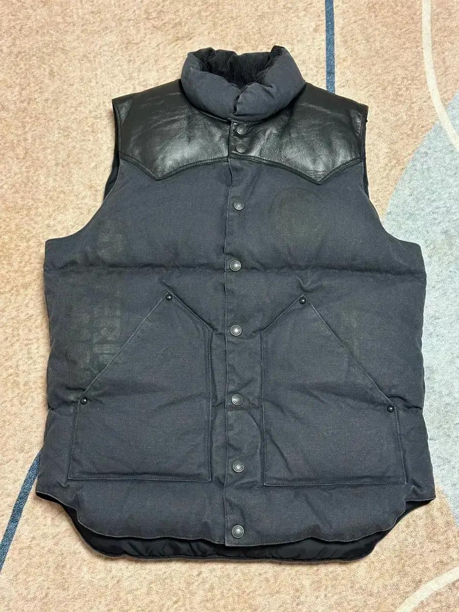 [38(M)] 록키마운틴 x 히스테릭 글래머 패딩 베스트