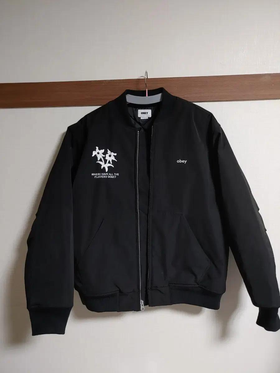 오베이 봄버 자켓