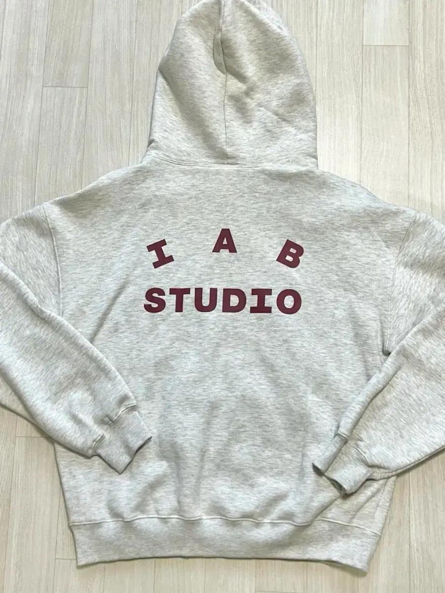 아이앱스튜디오(IAB STUDIO) 후드 오트밀 버건디 L 사이즈