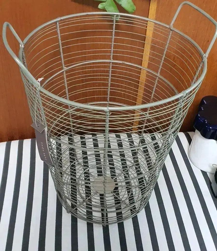 ++자라홈 철제 바스켓 빈티지느낌 우산꽂이 화분커버등 zarahome