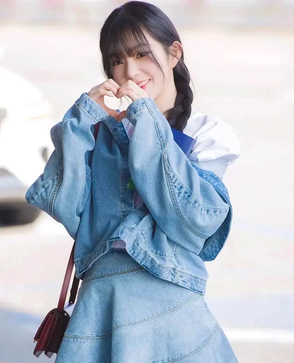 알라이아 23 f/w 데님 청자켓