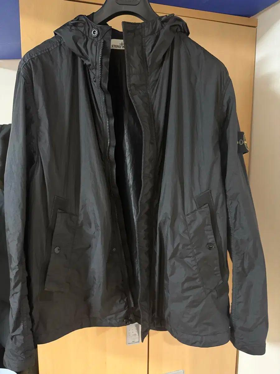 스톤아일랜드 25SS 크링클랩스 블랙 XL