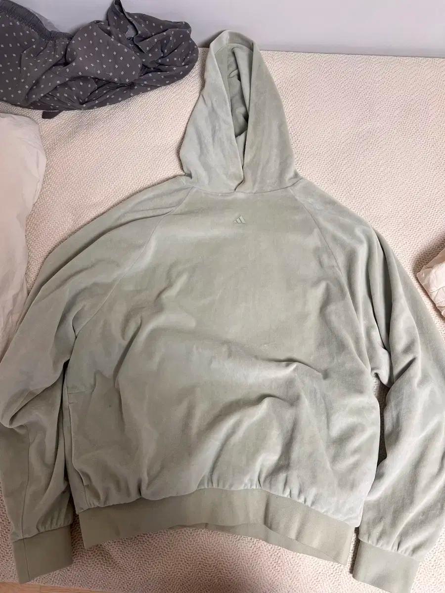 XL) 아디다스 바스켓볼 벨벳 후드티