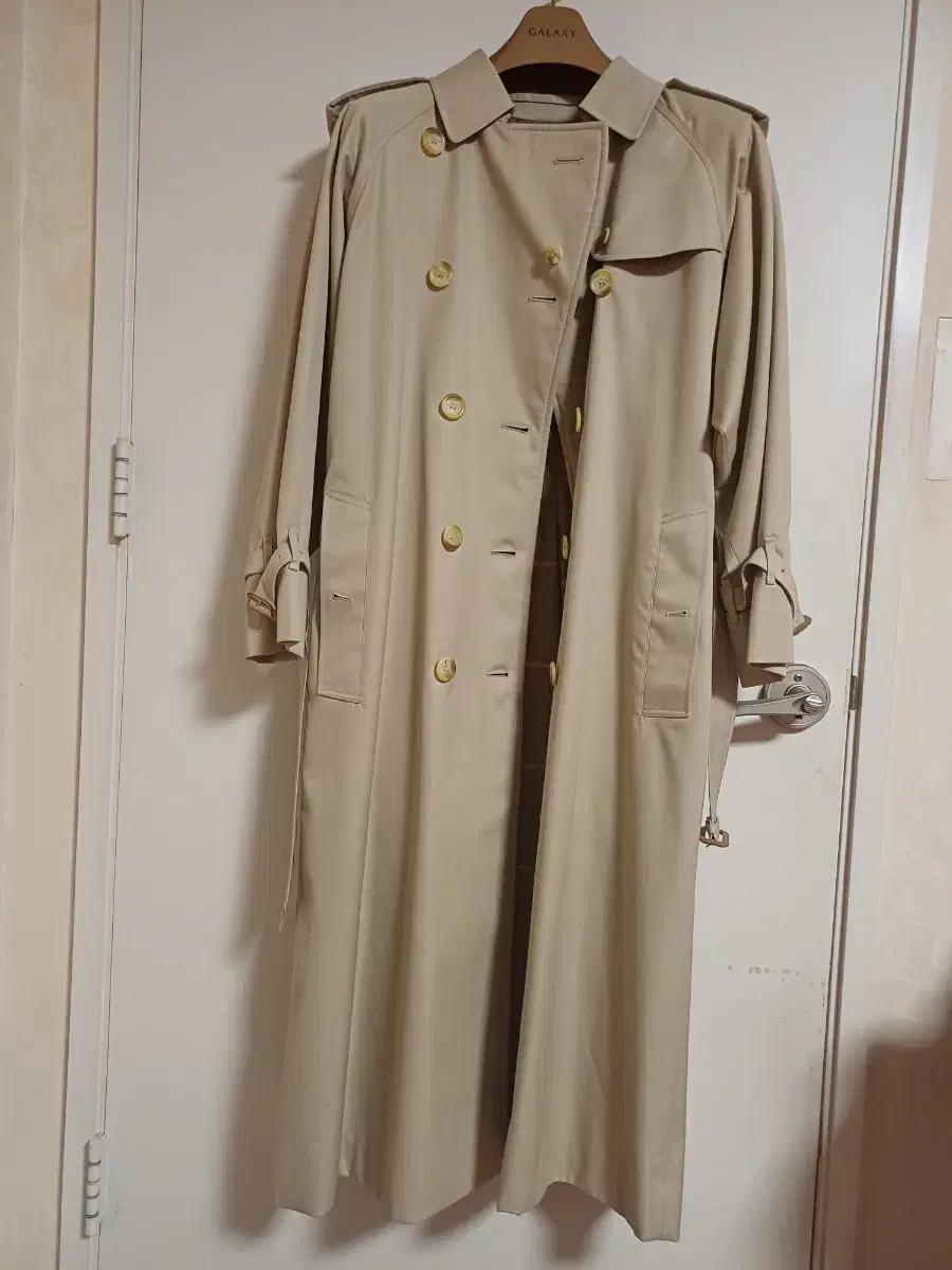버버리 여성 트렌치 코트 베이지