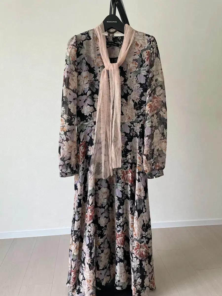 킴스부띠끄 스카프 시폰 롱 원피스