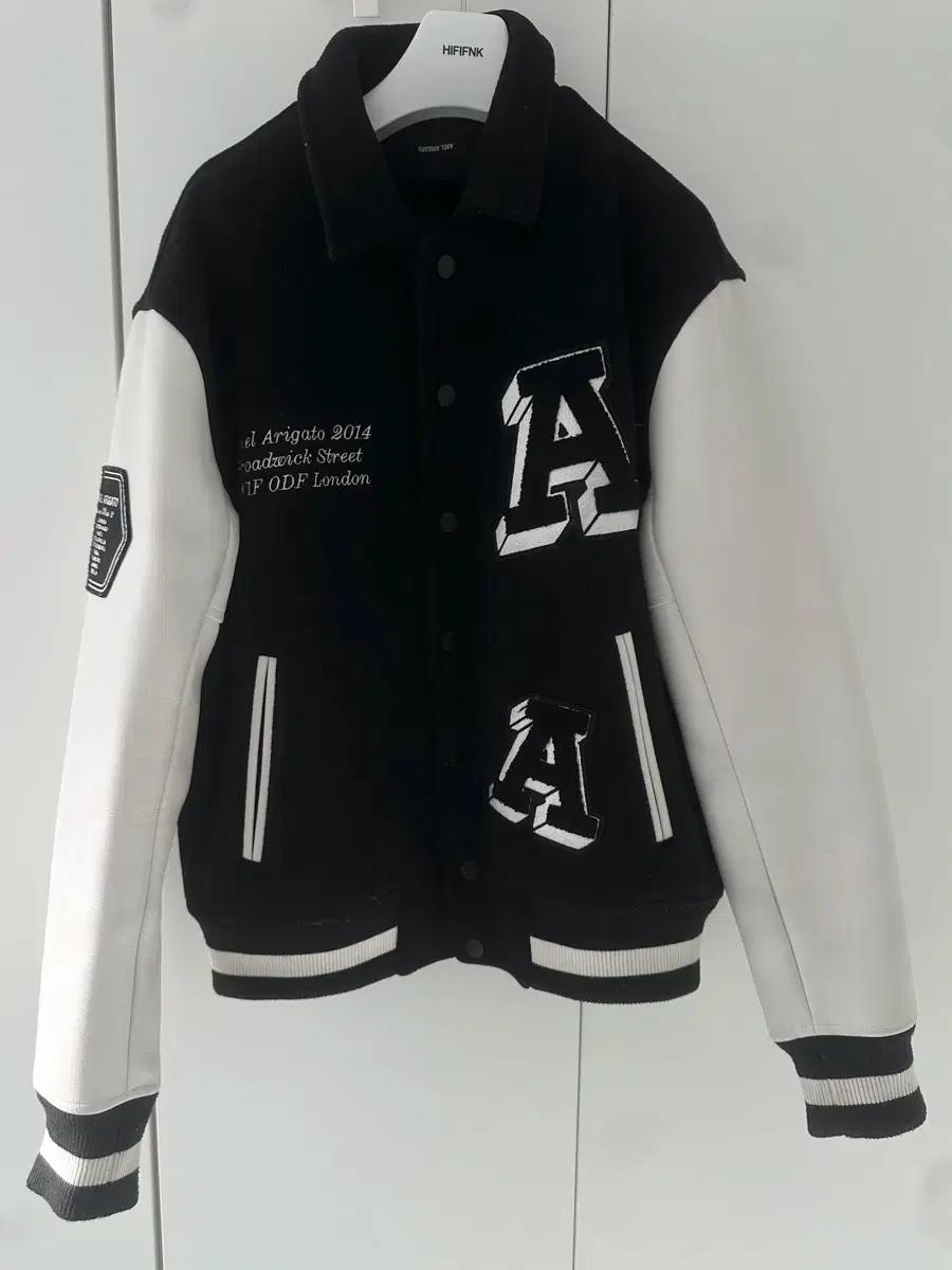 악셀아리가토 바시티 자켓 XL