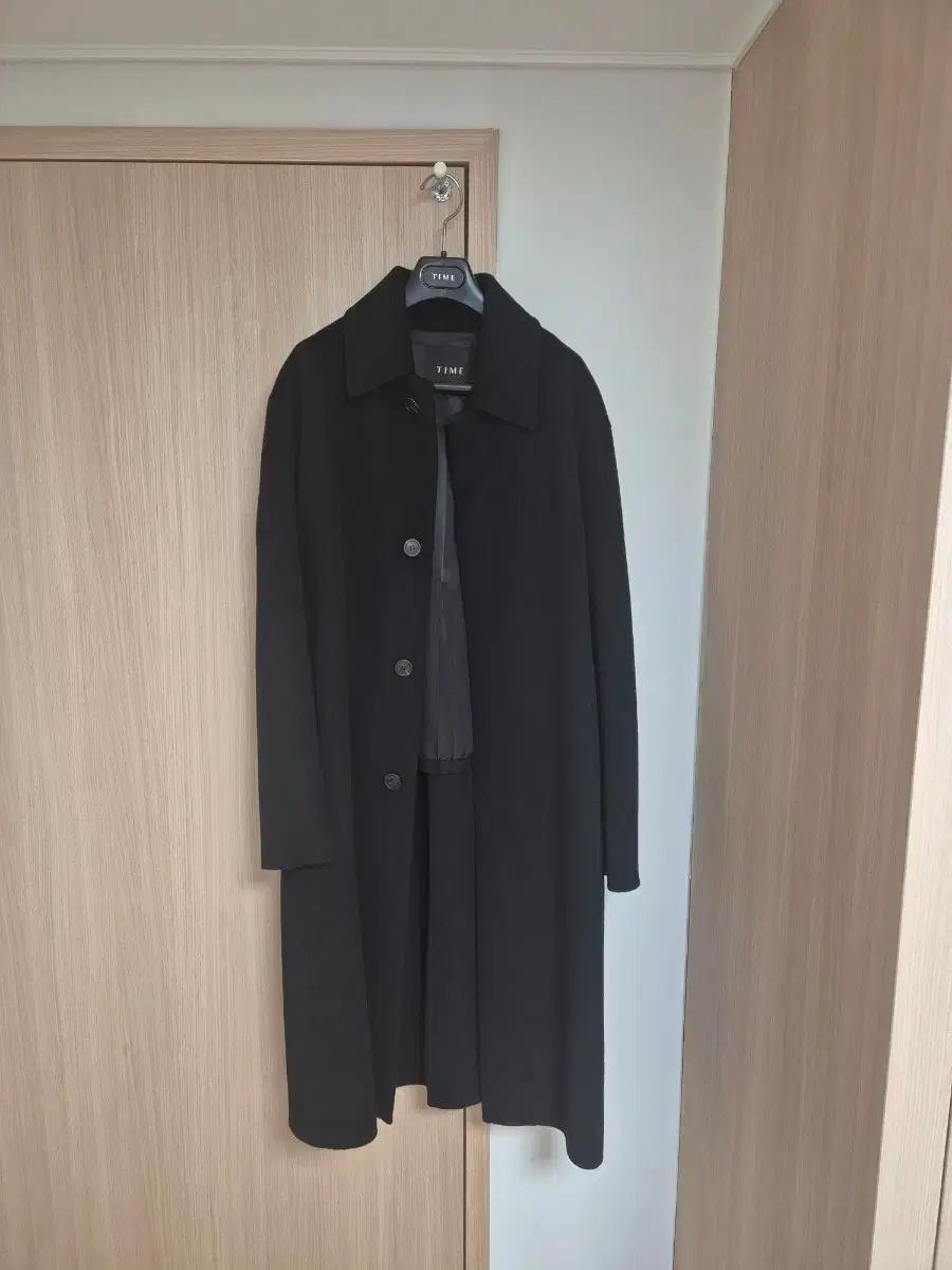 타임옴므 22FW 발마칸 코트 블랙 110 팝니다.