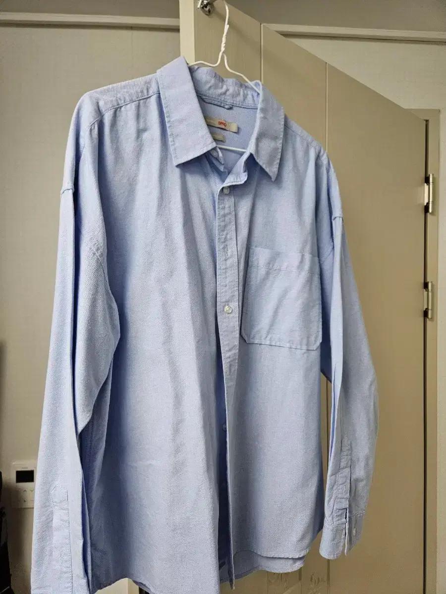 스파오 옥스포드셔츠 하늘색 L
