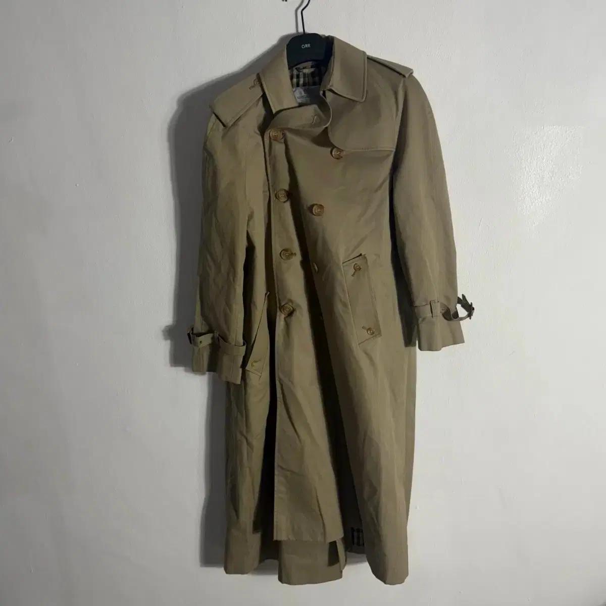 아쿠아스큐텀 롱 트렌치 코트