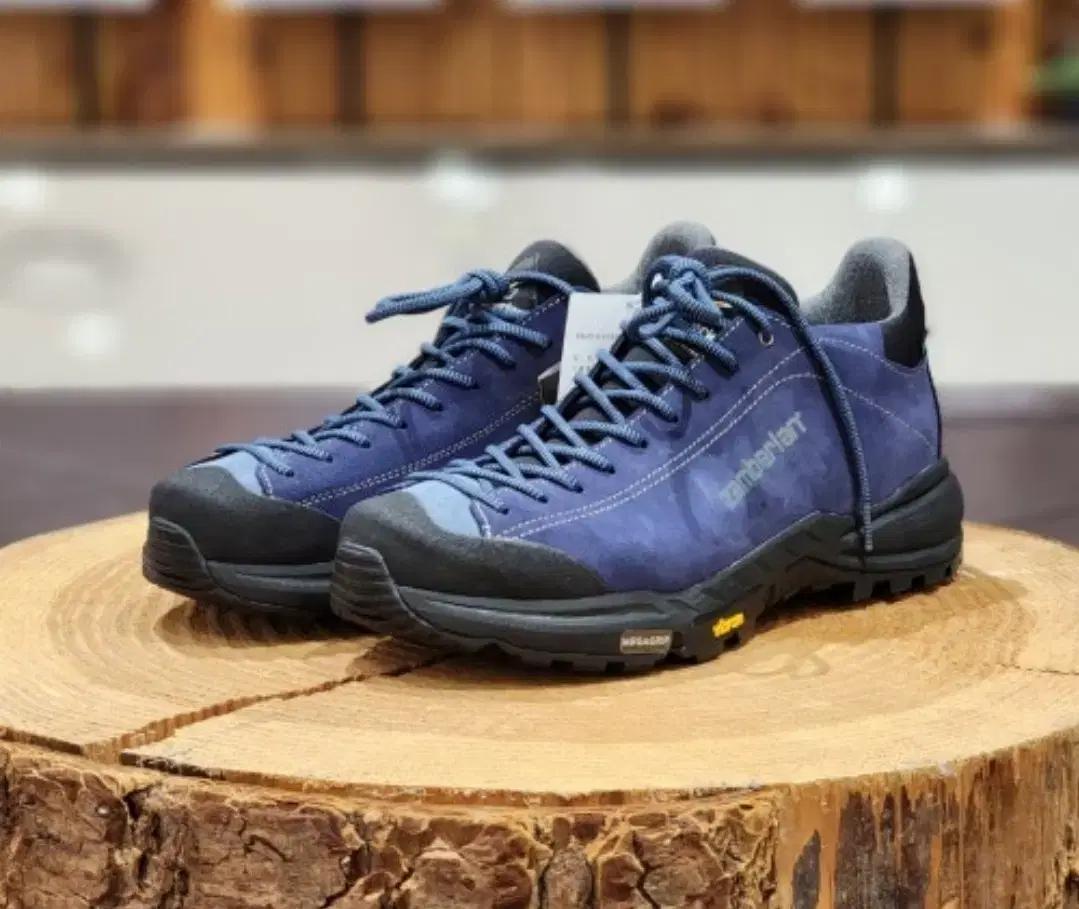 잠발란 프리블라스트 GTX 스웨이드 남성 등산화 275