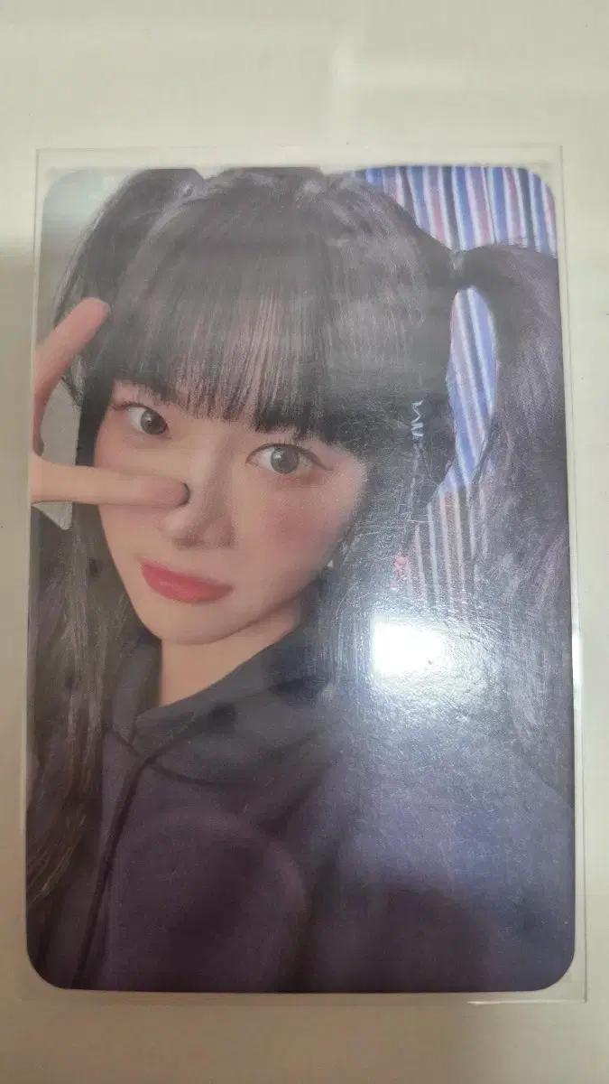 르세라핌 홍은채 언포기븐 특전 포카