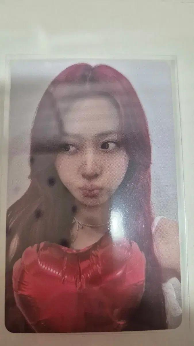 르세라핌 허윤진 이지 위버스 특전 포카