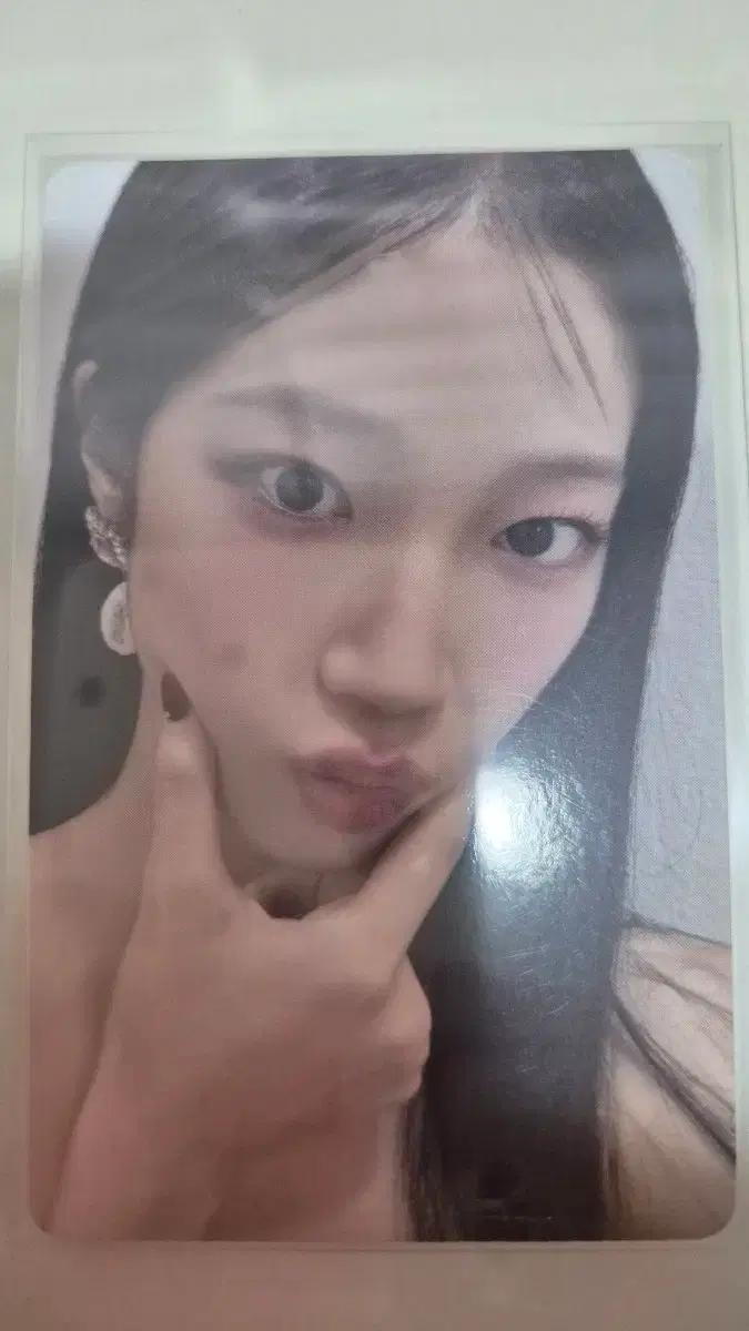 르세라핌 카즈하 이지 위버스 특전 얼빡 아궁빵 포카