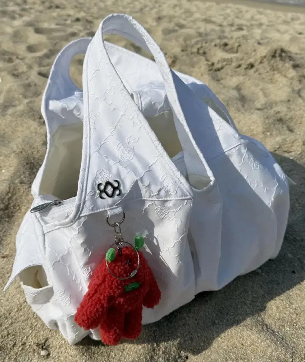 시월107 자카드 숄더백