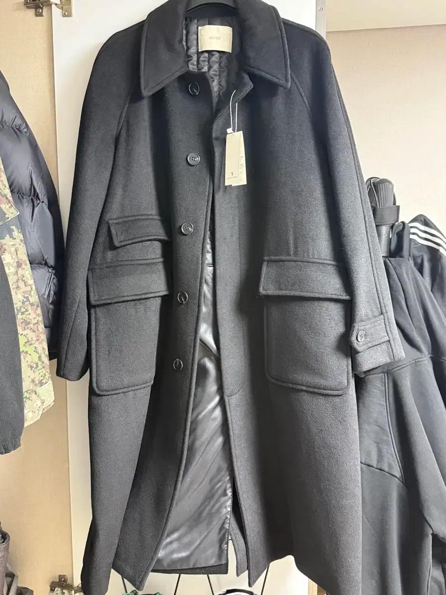 (새상품)라퍼지스토어 울리치 발마칸 코트 m