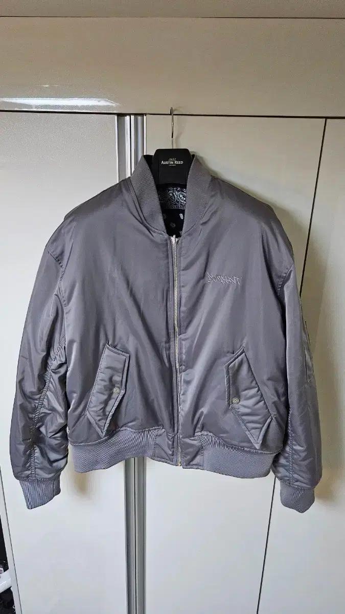 도미넌트 페이즐리 리버시블 MA-1_실버