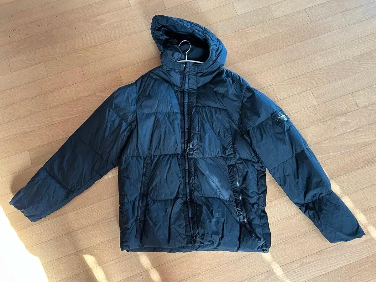 스톤아일랜드 패딩105(XL) 정품