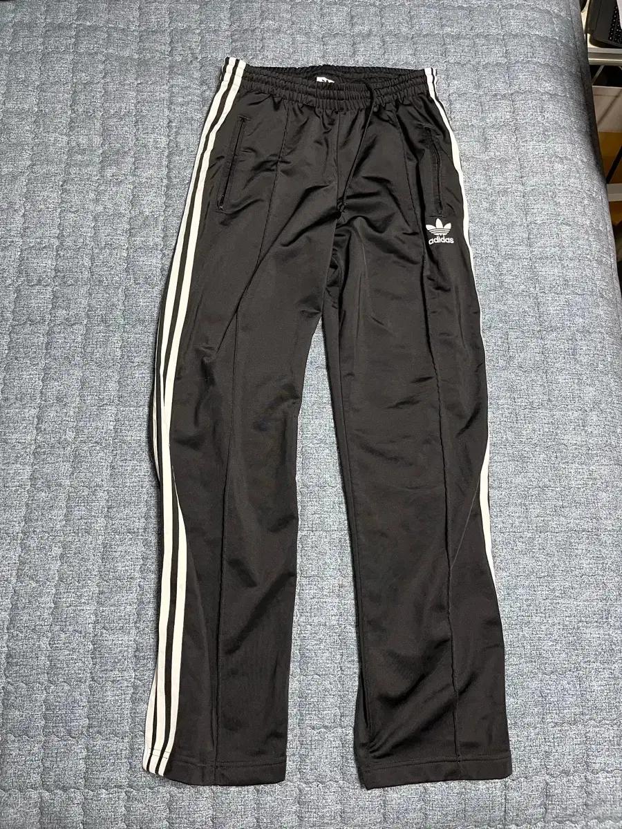 아디다스 삼선 트레이닝 바지 블랙 M